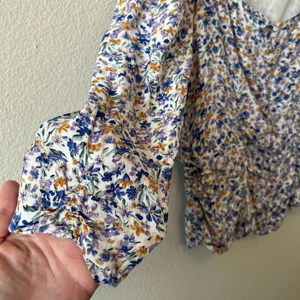 Revolve Astr the Label Floral Print Ruched Button Front Blouse Square Neck